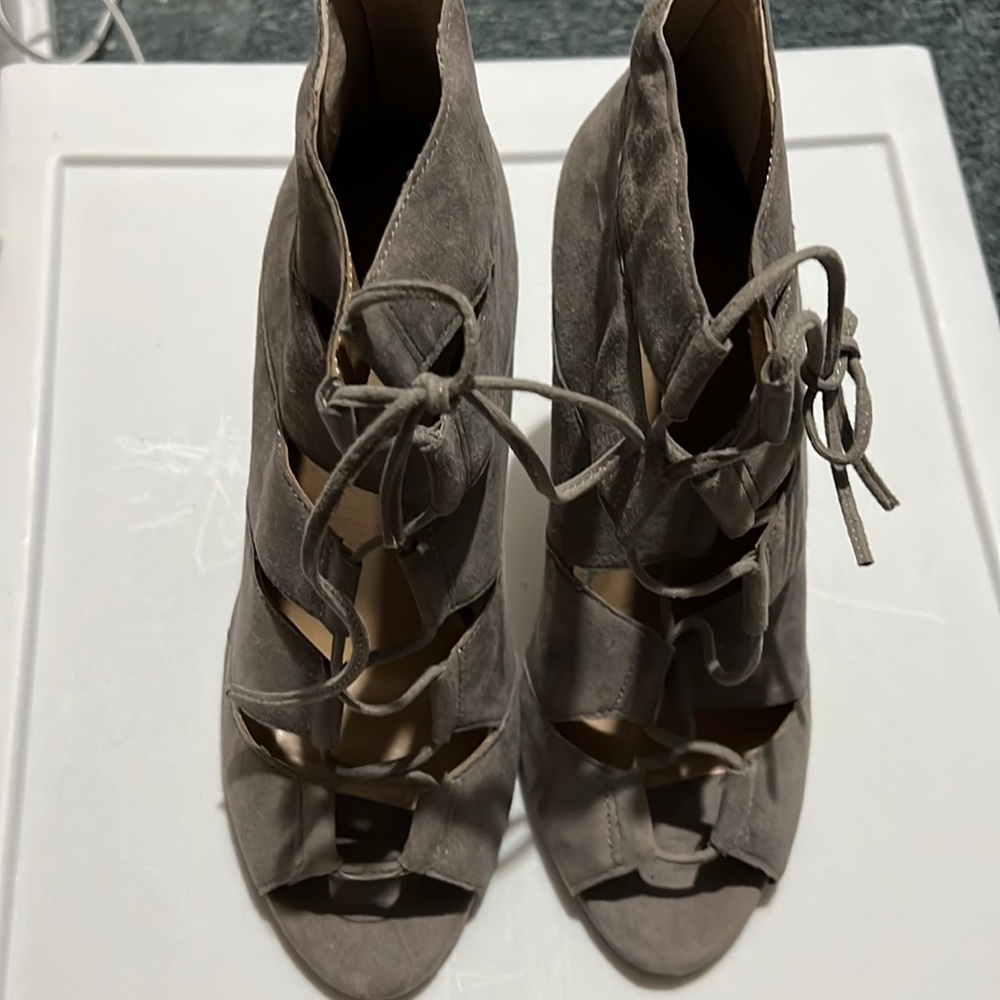 Ann Taylor Suede Booties Size 8.5